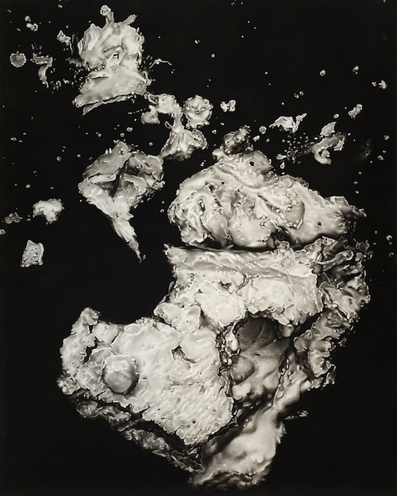 Peter Hock: Drift, 2016, ReiÃŸkohle auf Papier, 300 x 240 cm